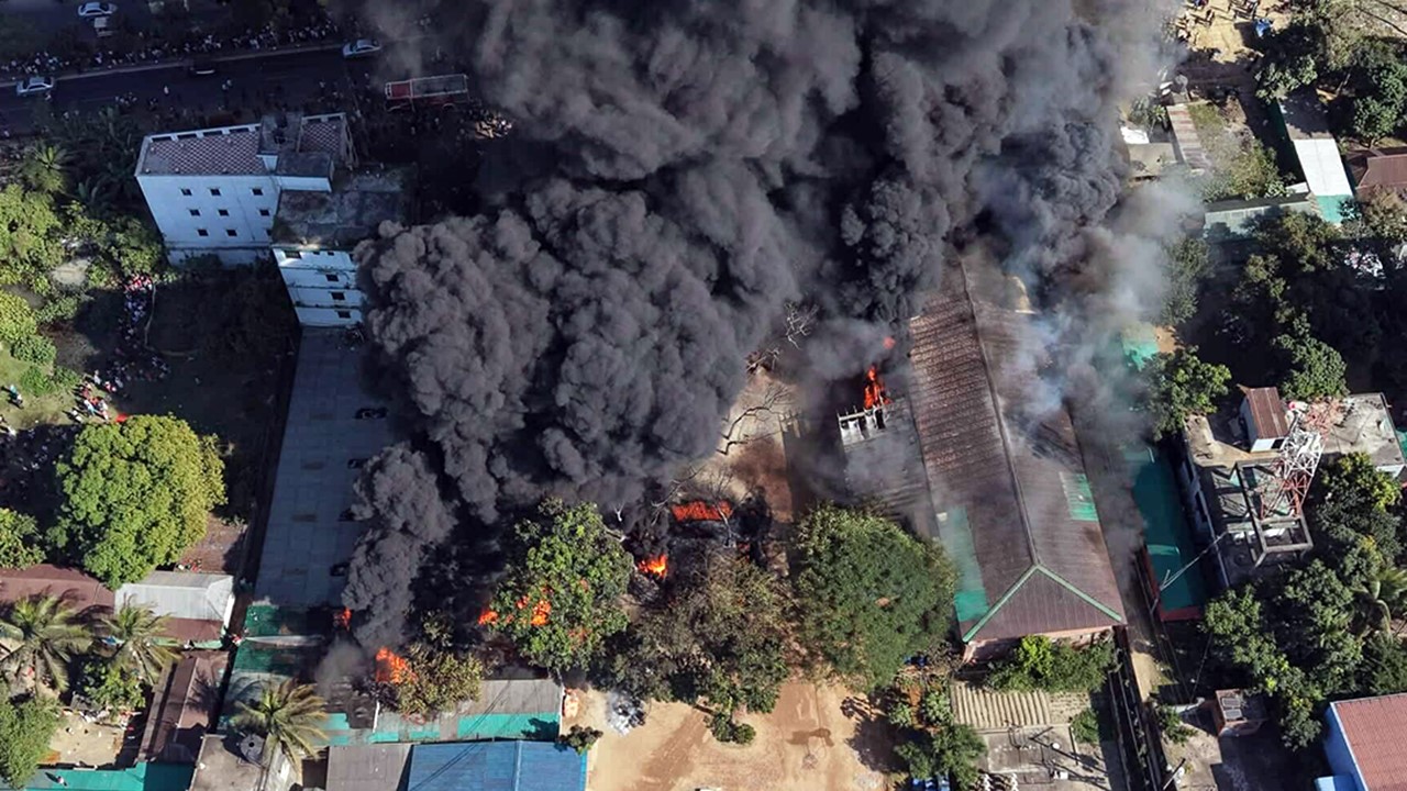 গাজীপুরে কারখানায় আগুন, নিয়ন্ত্রণে ৭ ইউনিট